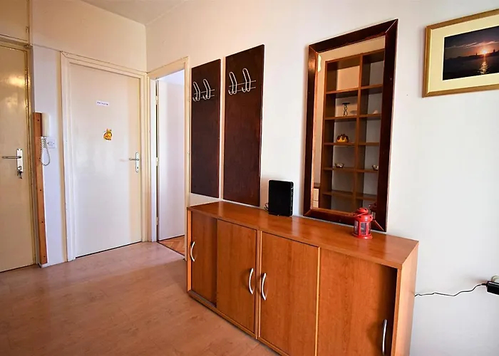 Corner *