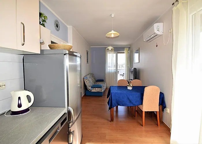 Corner דירה